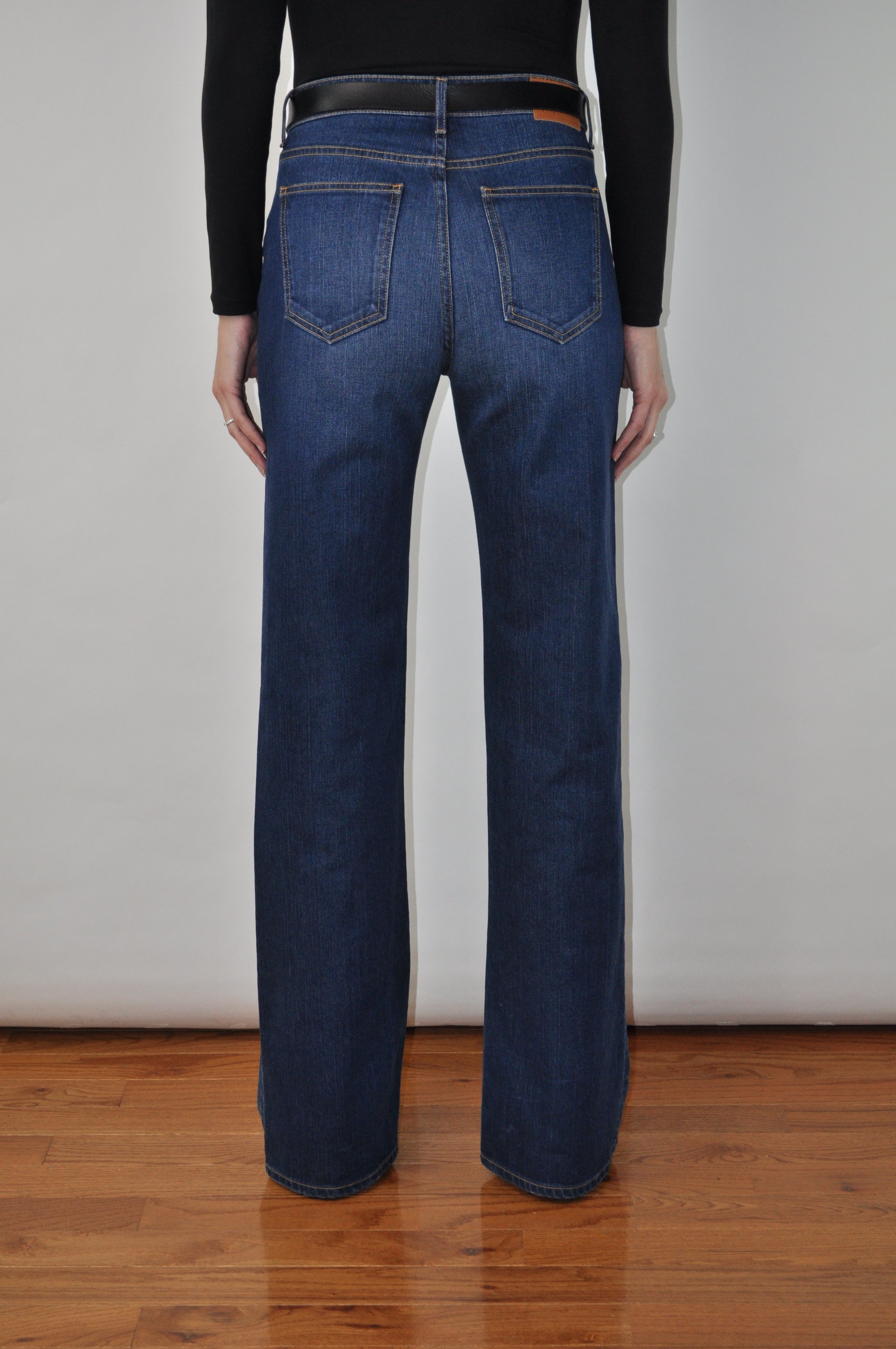 Relaxed Flare Jean